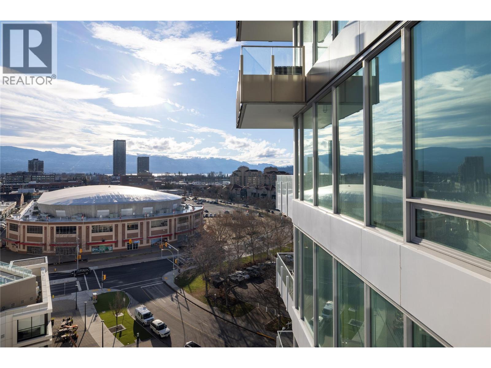 903 1181 Sunset Drive, Kelowna