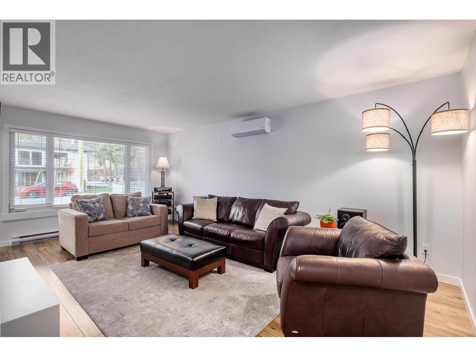  4391 11TH Street, Peachland