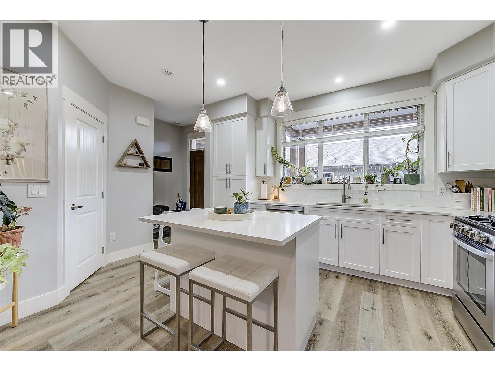  1940 Ethel Street, Kelowna