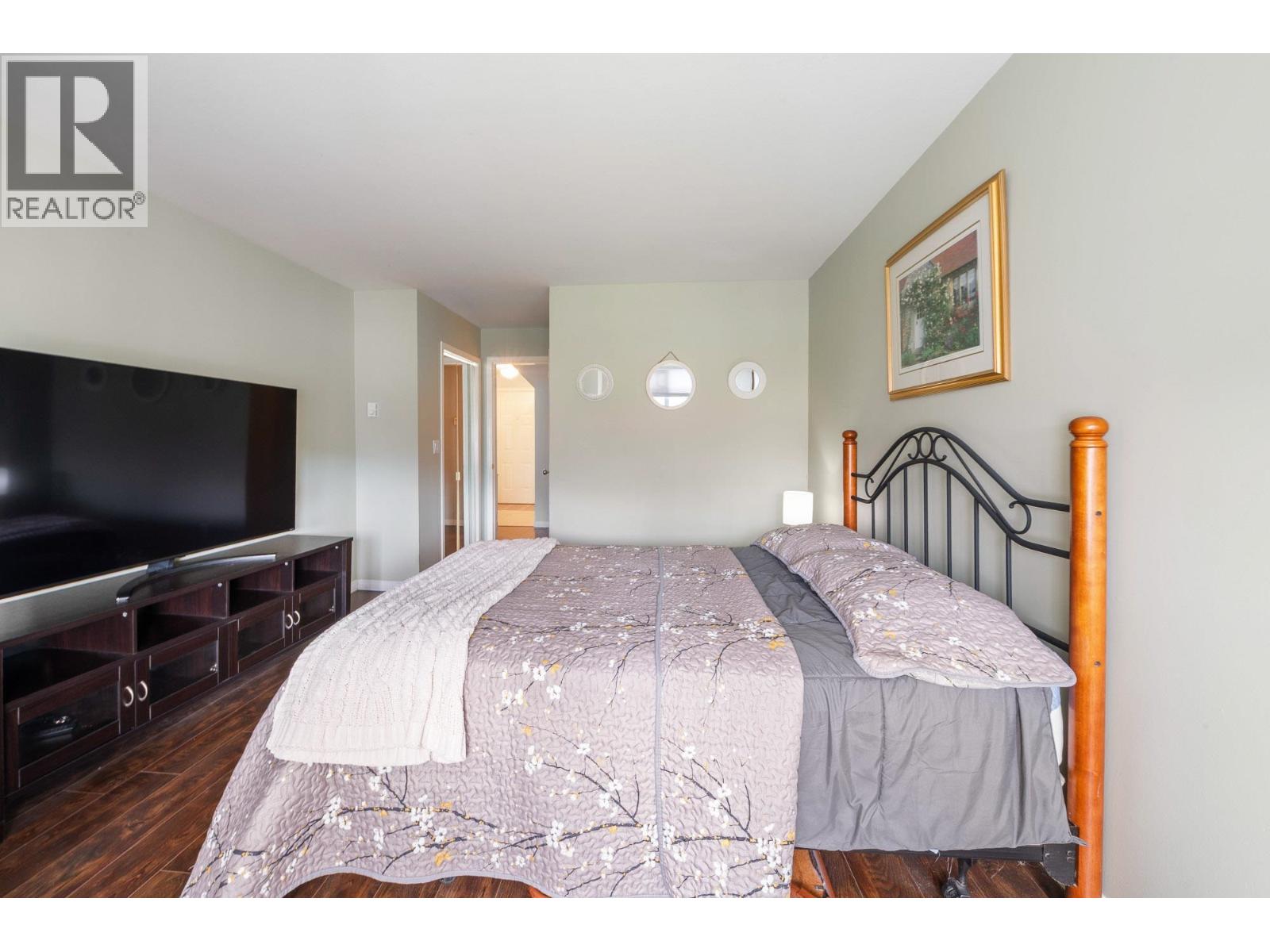 #307-4955 RIVER Road, Delta