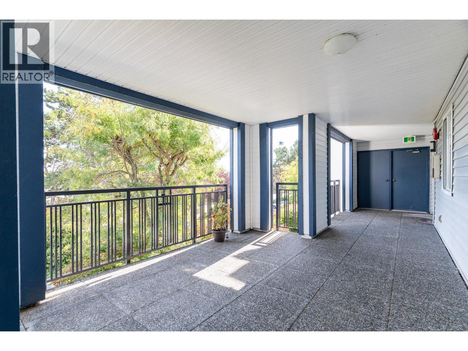 #307-4955 RIVER Road, Delta