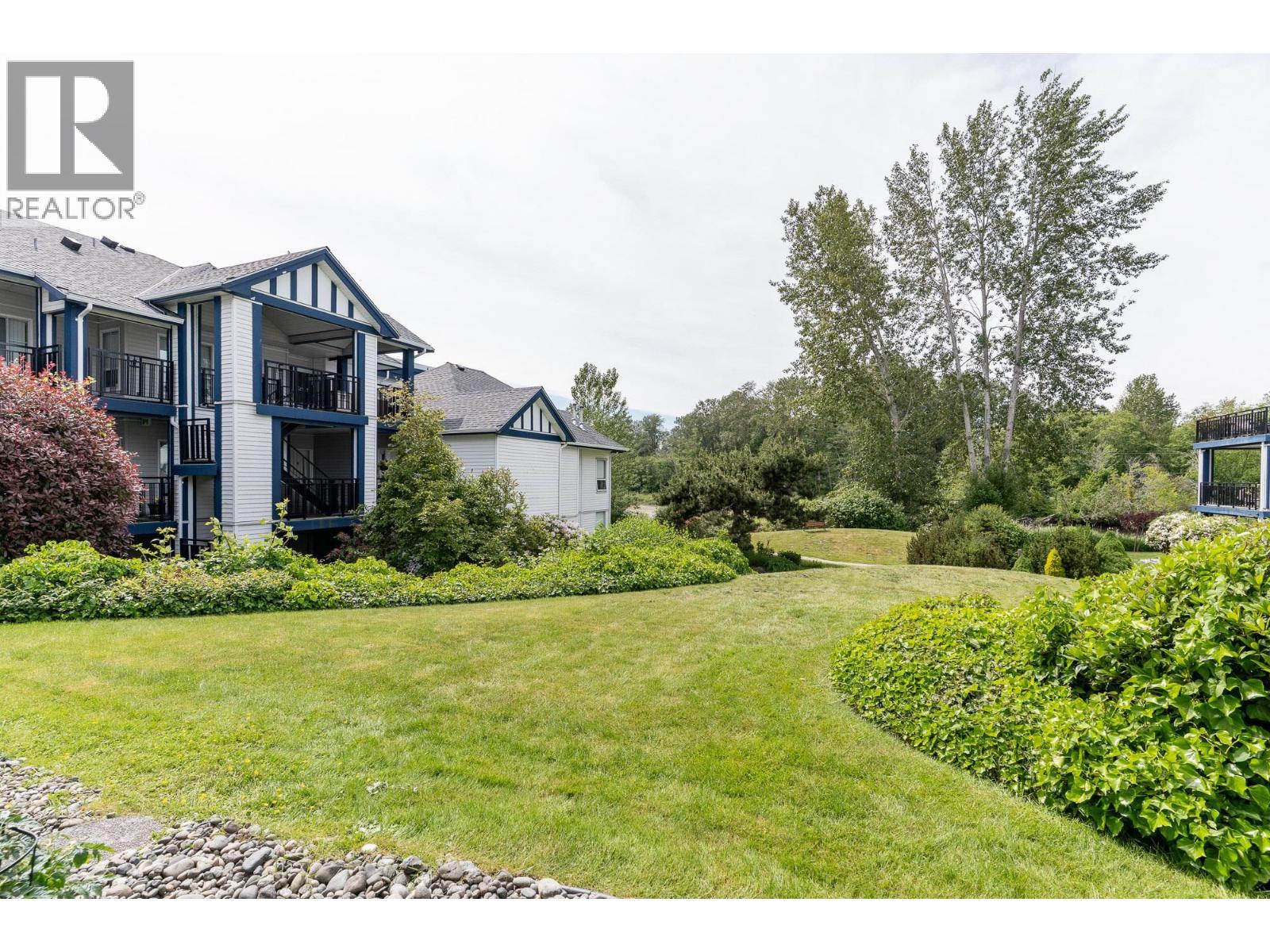 #307-4955 RIVER Road, Delta