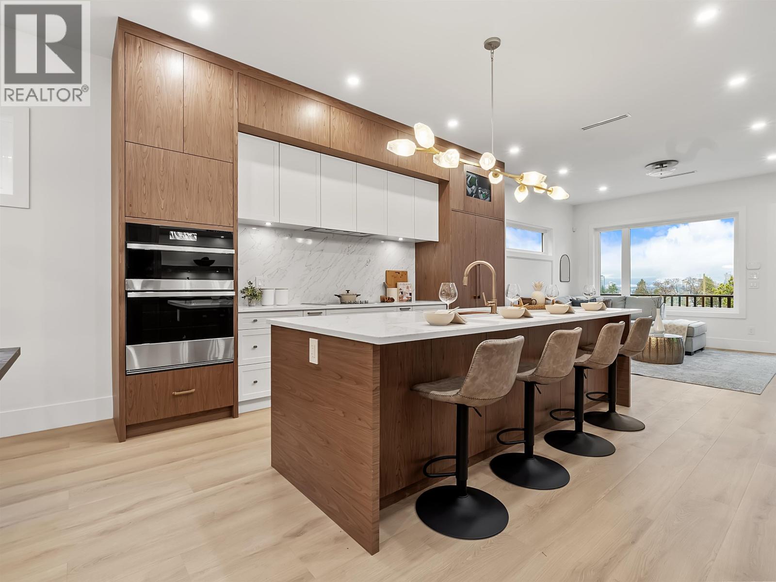 1 4849 SHEPHERD STREET, Burnaby