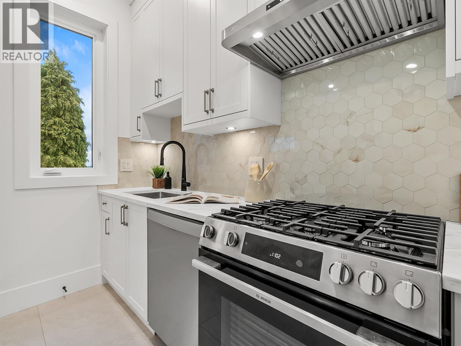 1 4849 SHEPHERD STREET, Burnaby