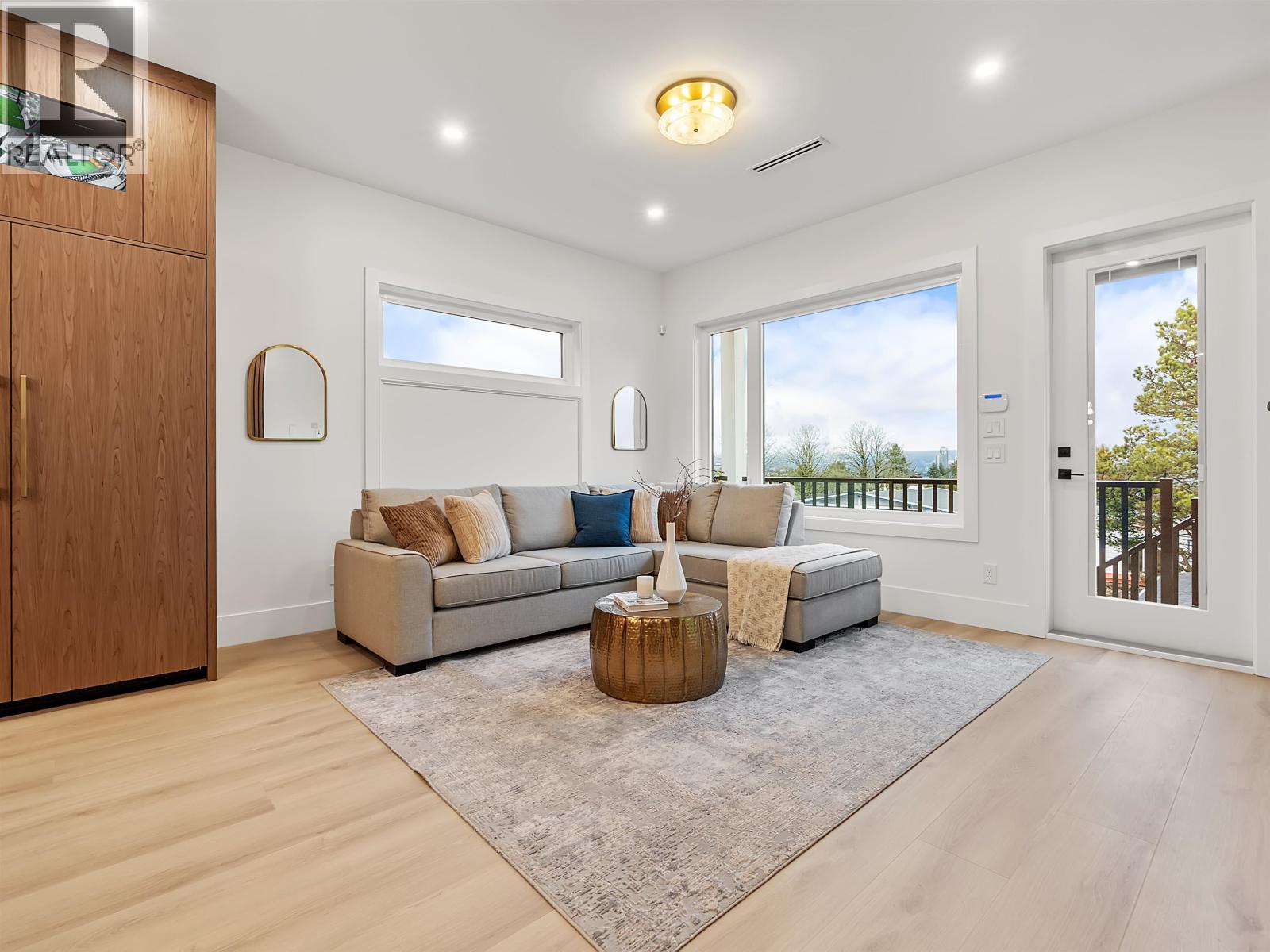 1 4849 SHEPHERD STREET, Burnaby