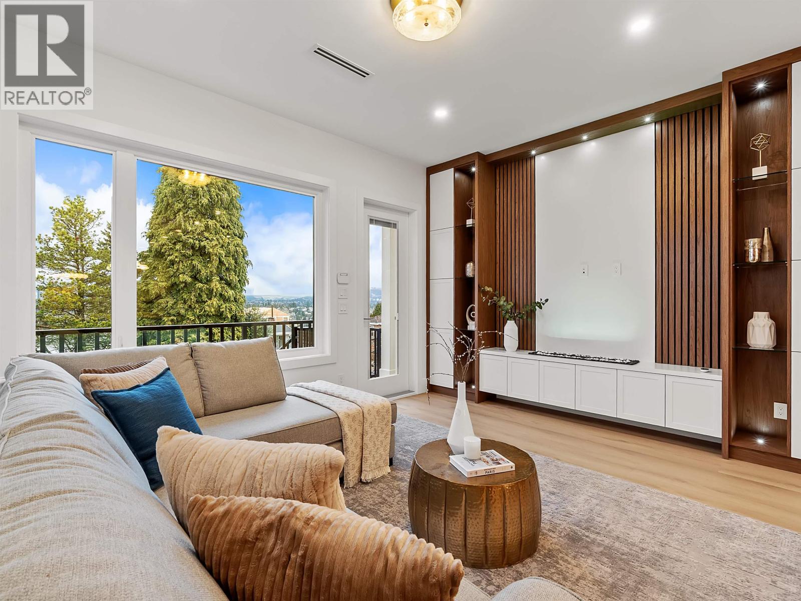 1 4849 SHEPHERD STREET, Burnaby