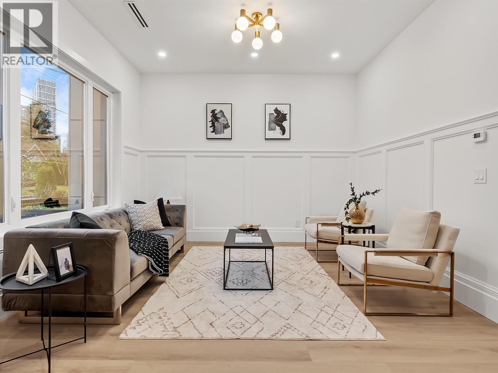 1 4849 SHEPHERD STREET, Burnaby