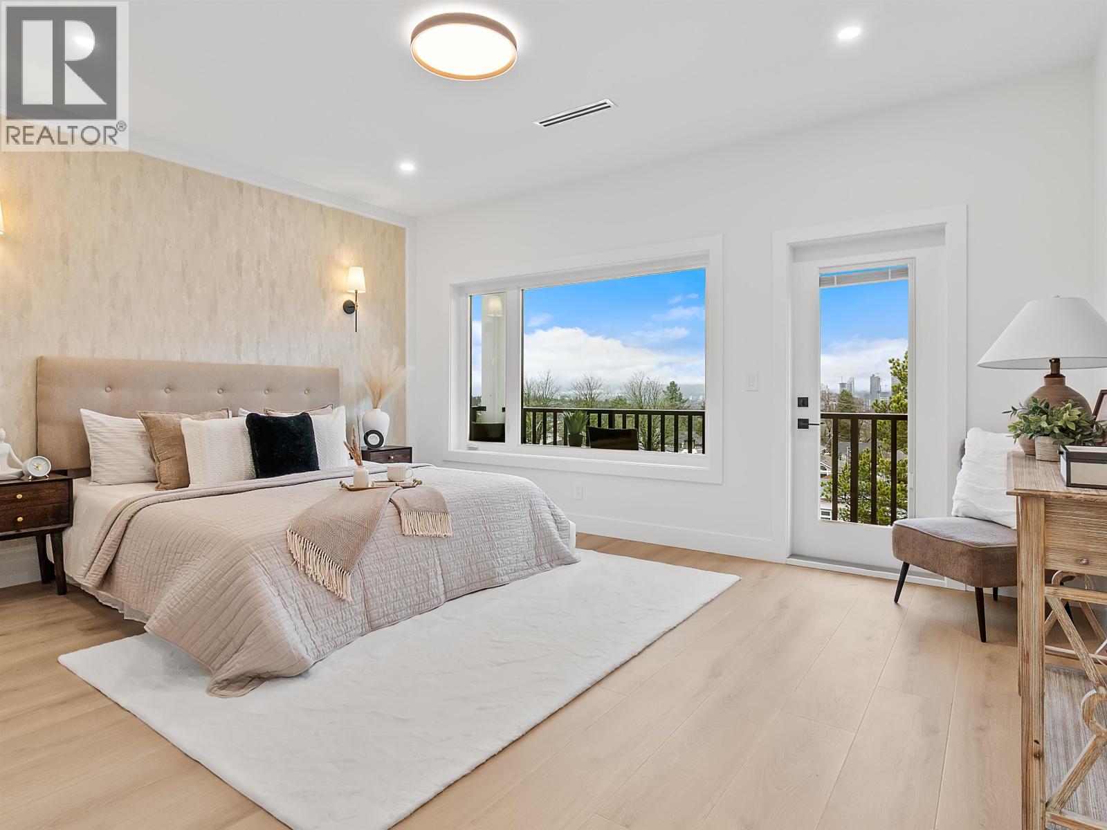 1 4849 SHEPHERD STREET, Burnaby