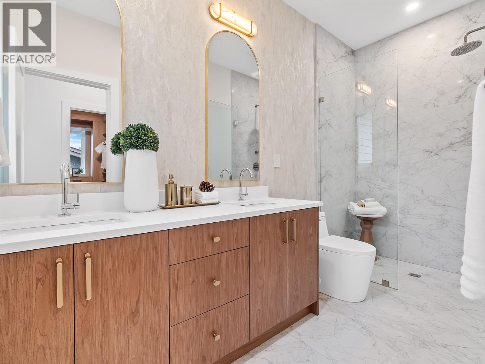 1 4849 SHEPHERD STREET, Burnaby