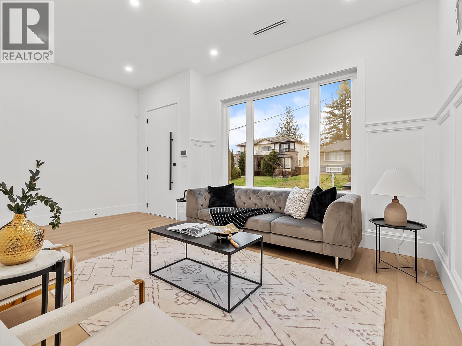 1 4849 SHEPHERD STREET, Burnaby