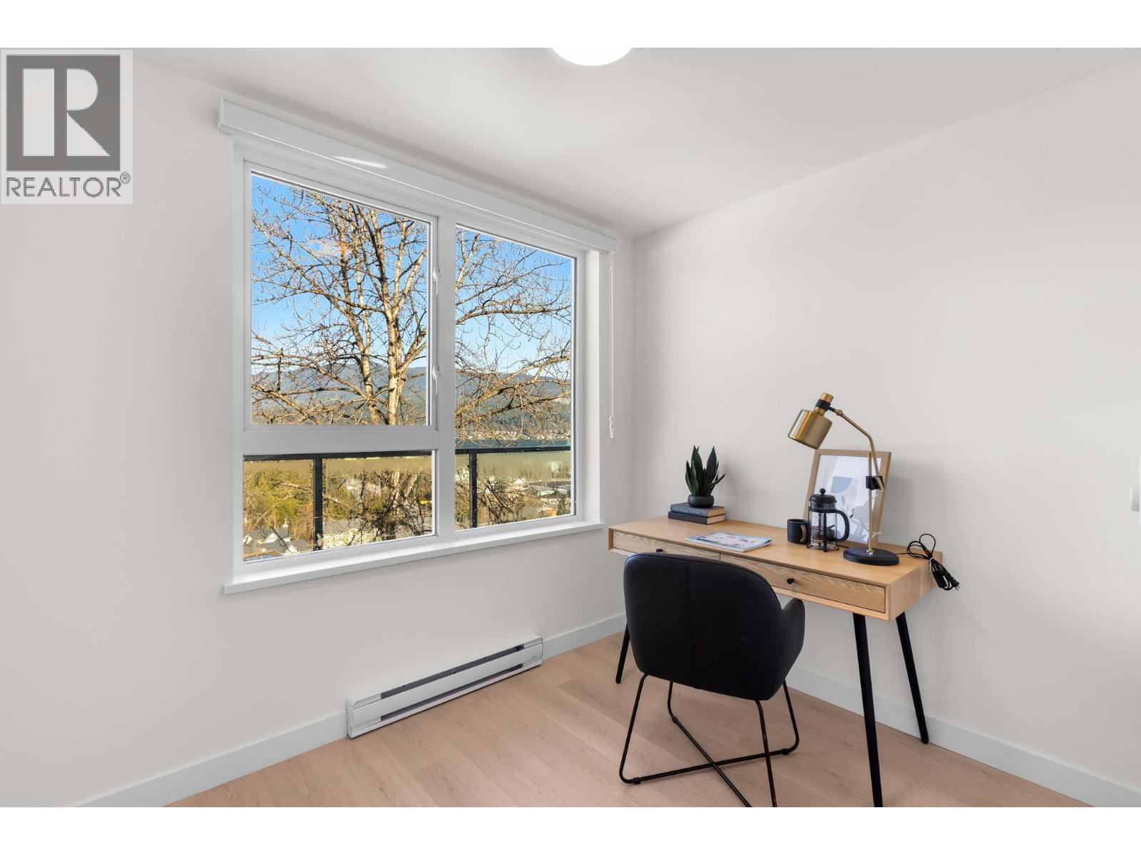 PH 608 2002 ST. GEORGE STREET, Port Moody