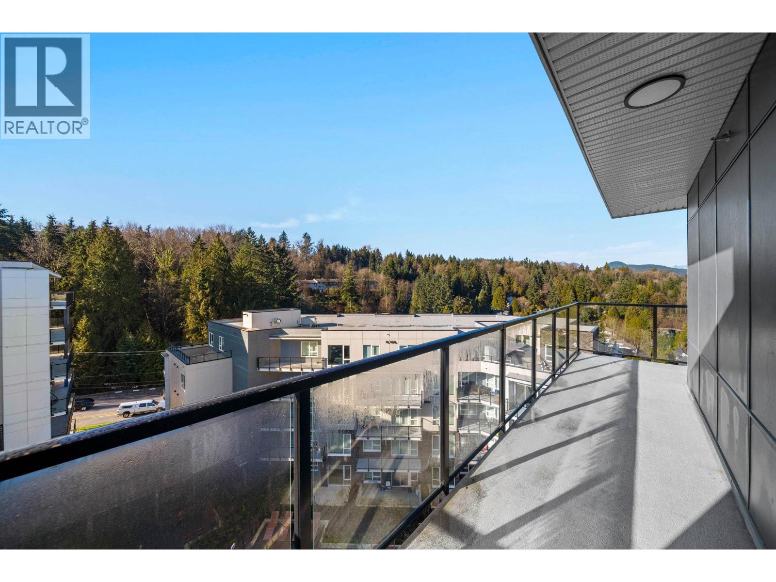 PH 608 2002 ST. GEORGE STREET, Port Moody