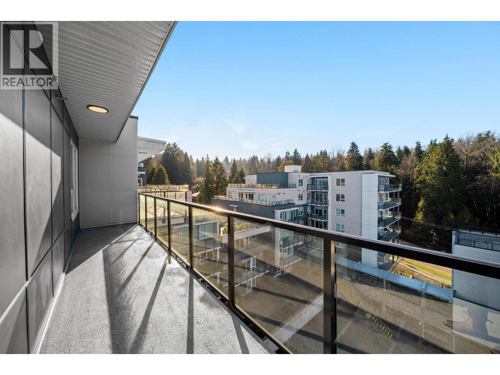 PH 608 2002 ST. GEORGE STREET, Port Moody