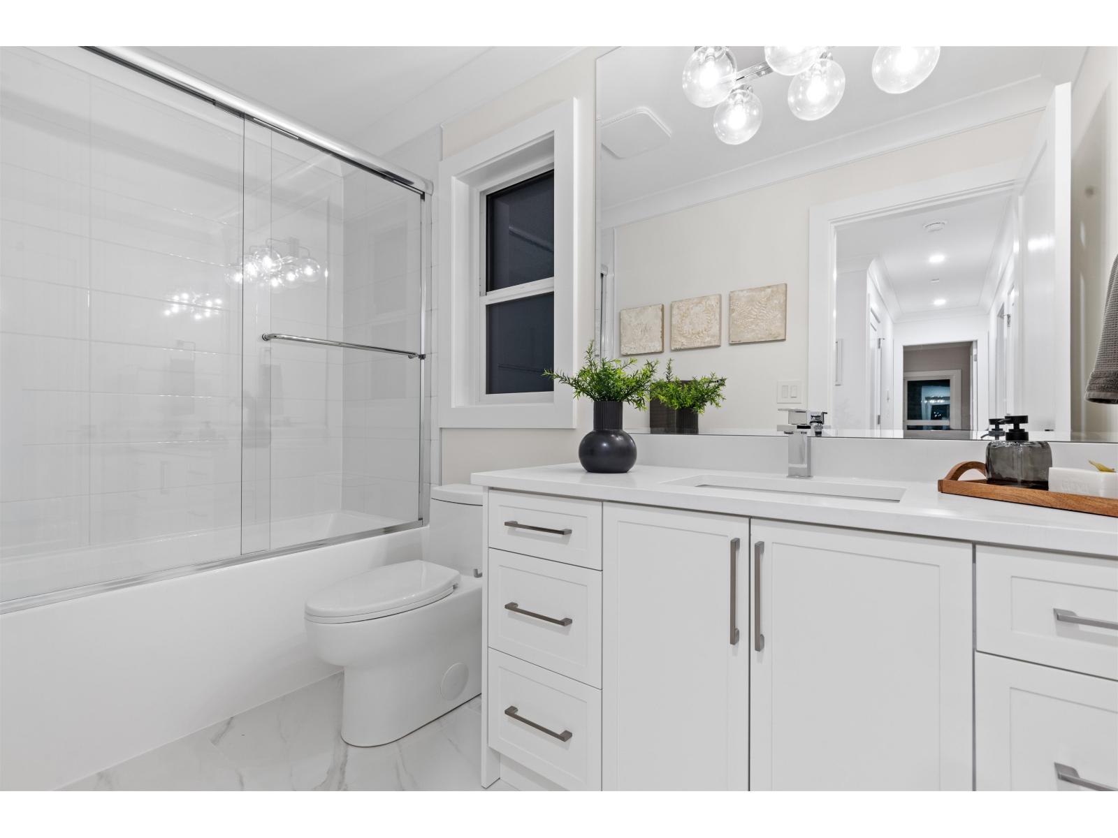 102 16623 18A AVENUE, Surrey