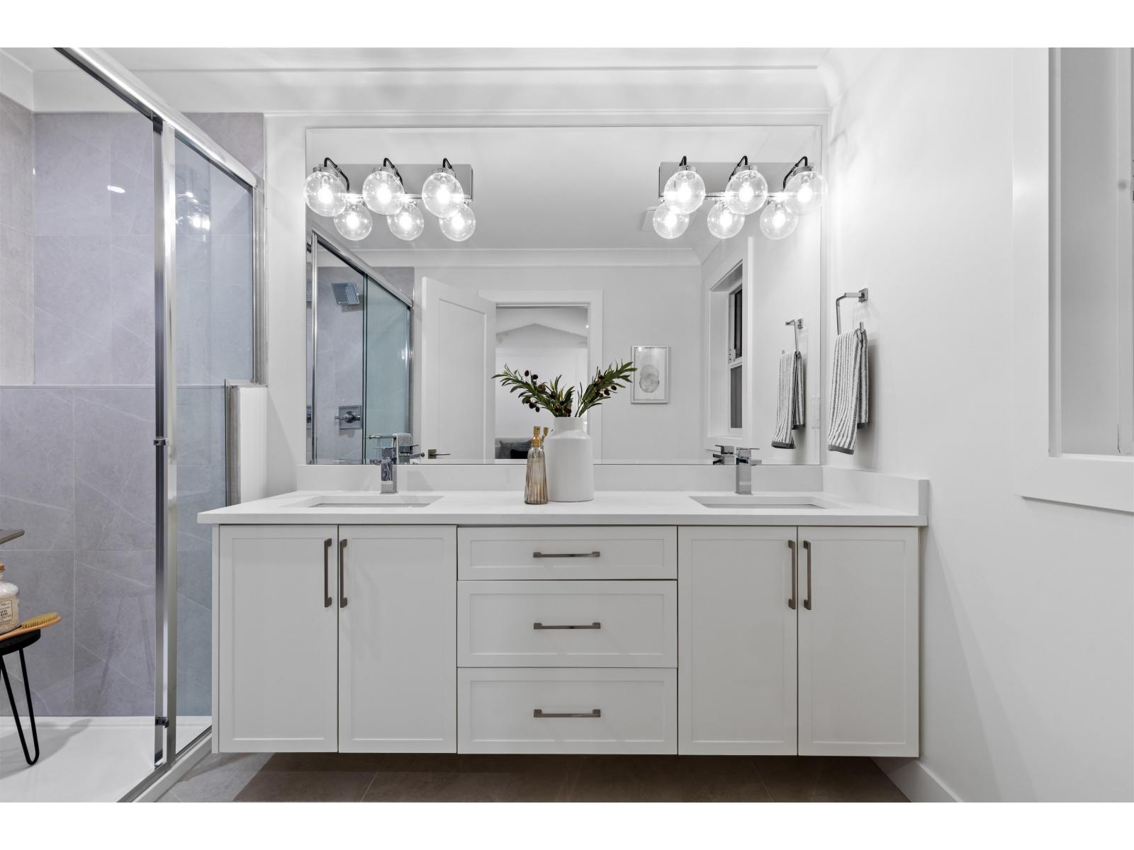 102 16623 18A AVENUE, Surrey