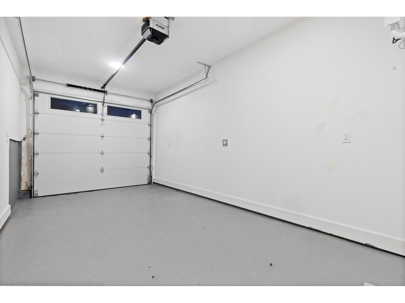 102 16623 18A AVENUE, Surrey