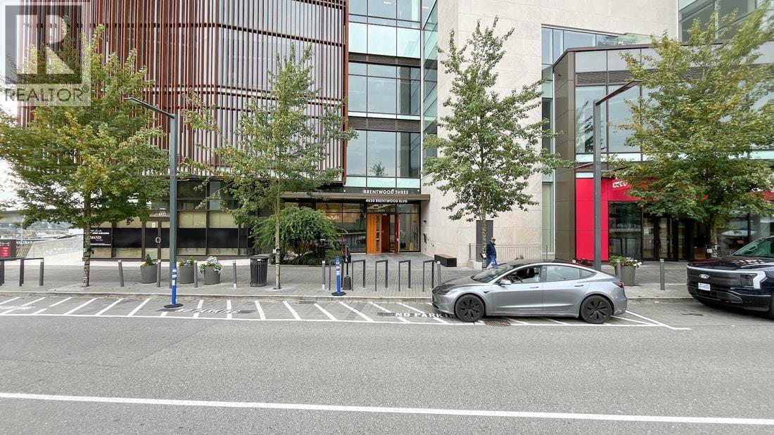 4911 4650 BRENTWOOD BOULEVARD