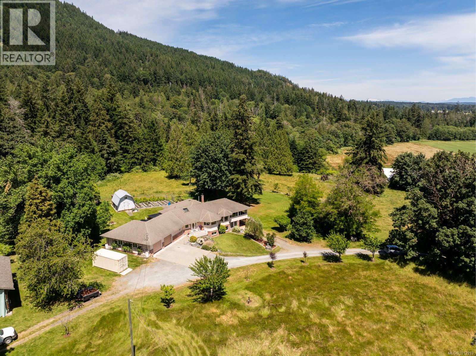 7028 Westholme Rd - Main photo, Westholme, British Columbia