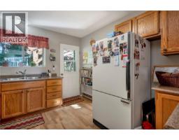 698 Plaza Rd, Quadra Island, BC V0P1N0 Photo 16