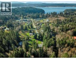 698 Plaza Rd, Quadra Island, BC V0P1N0 Photo 72
