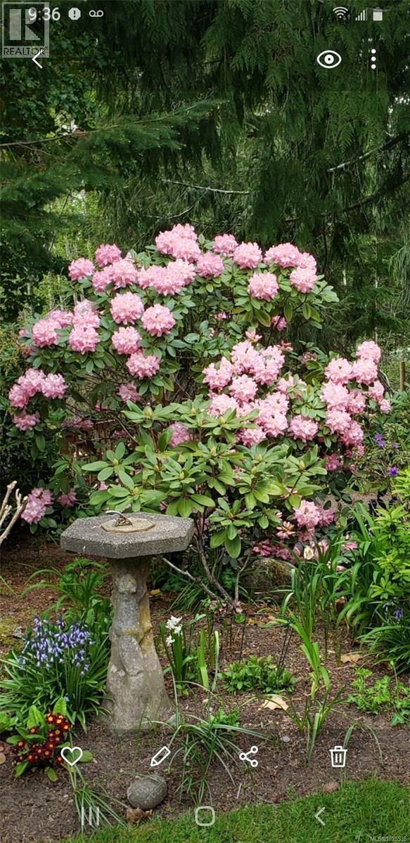 698 Plaza Rd, Quadra Island