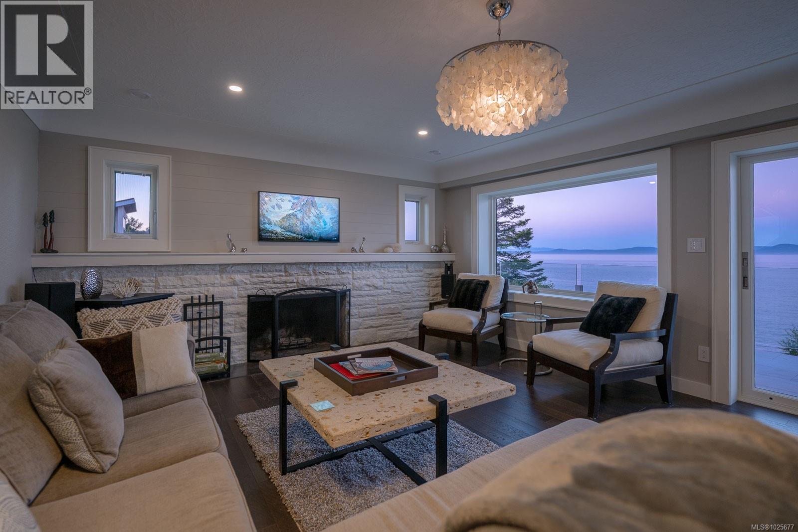 5411 Parker Ave - 90