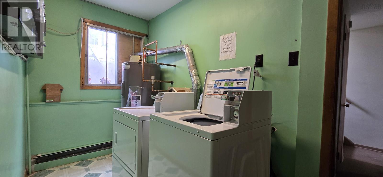 Property 11 of 17 of 284 Albert Street