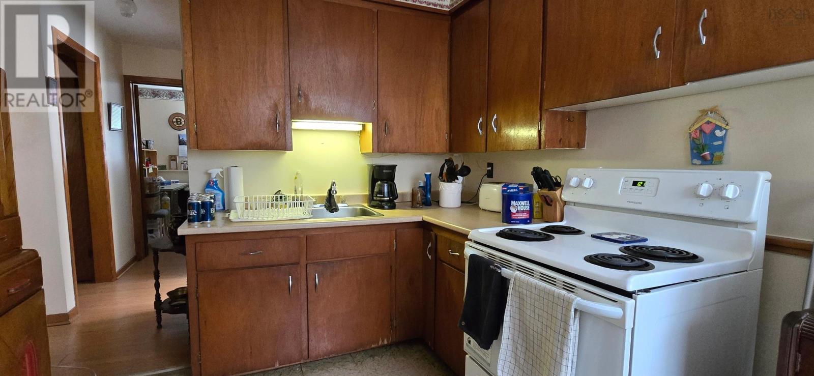 Property 6 of 17 of 284 Albert Street