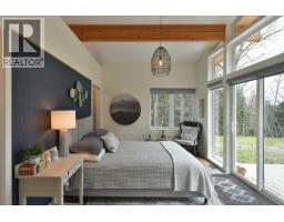 5961-5963 Ripple Way, Sechelt, BC V7Z0R2 Photo 9
