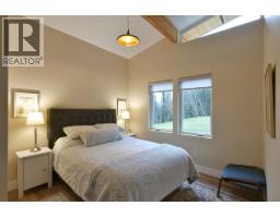 5961-5963 Ripple Way, Sechelt, BC V7Z0R2 Photo 34