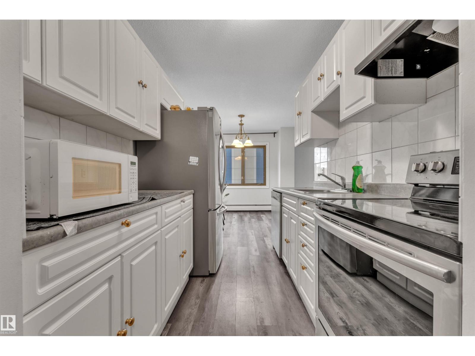 #407 9725 106 ST NW - 22