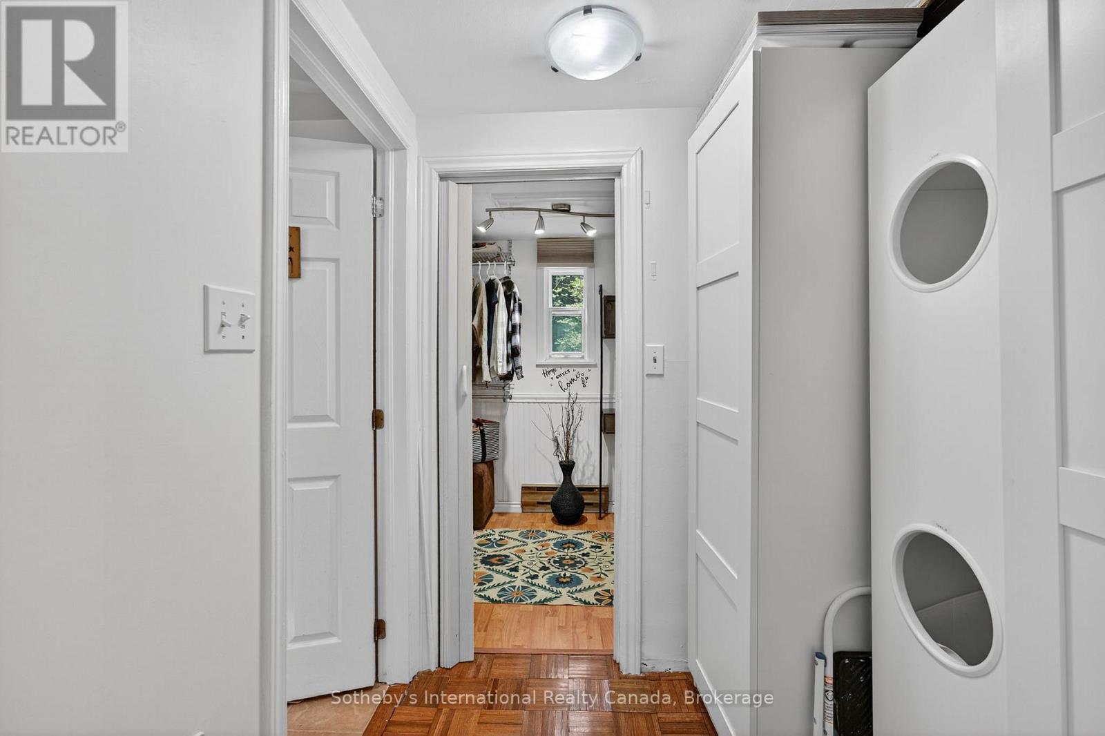 14 DOMAR ROAD - 12