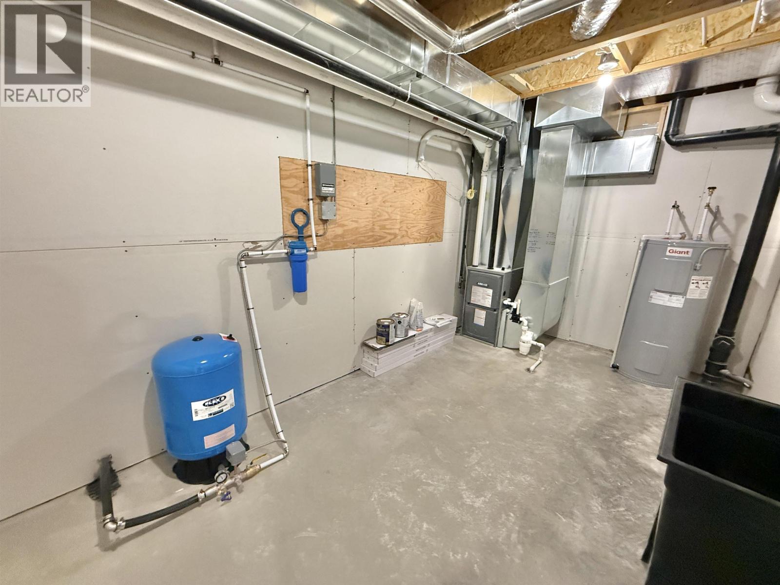 1980 HIGDON ROAD, Quesnel