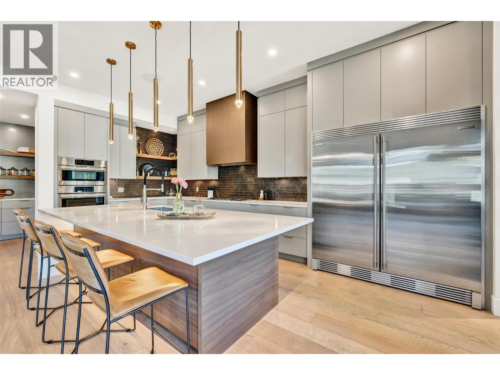  364 Christleton Avenue, Kelowna