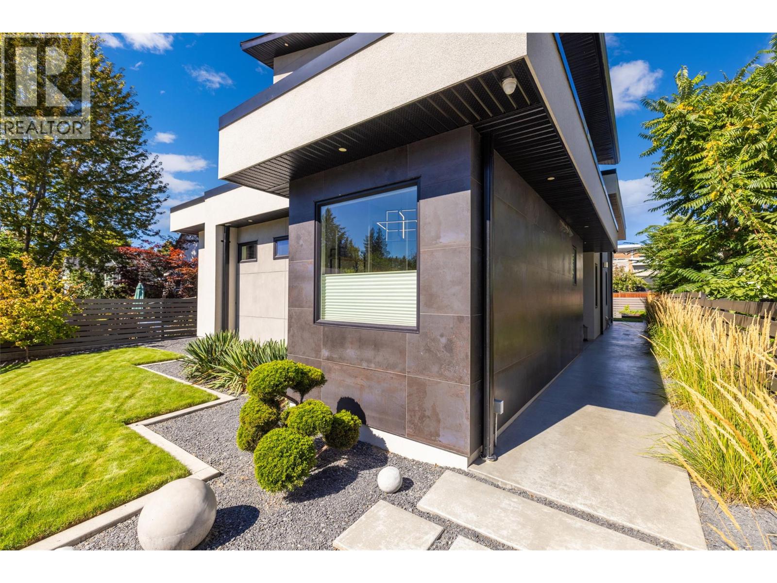  364 Christleton Avenue, Kelowna