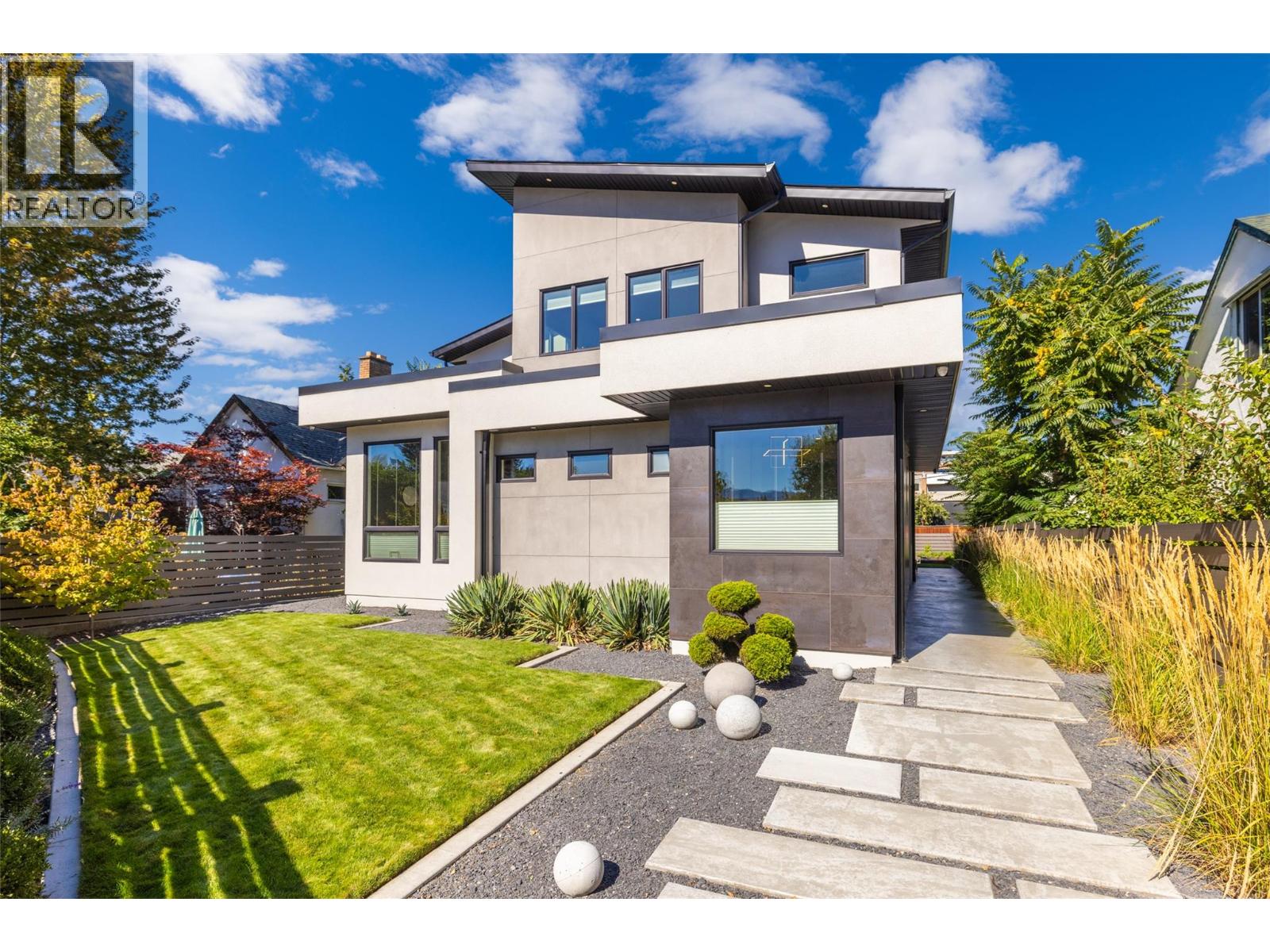  364 Christleton Avenue, Kelowna