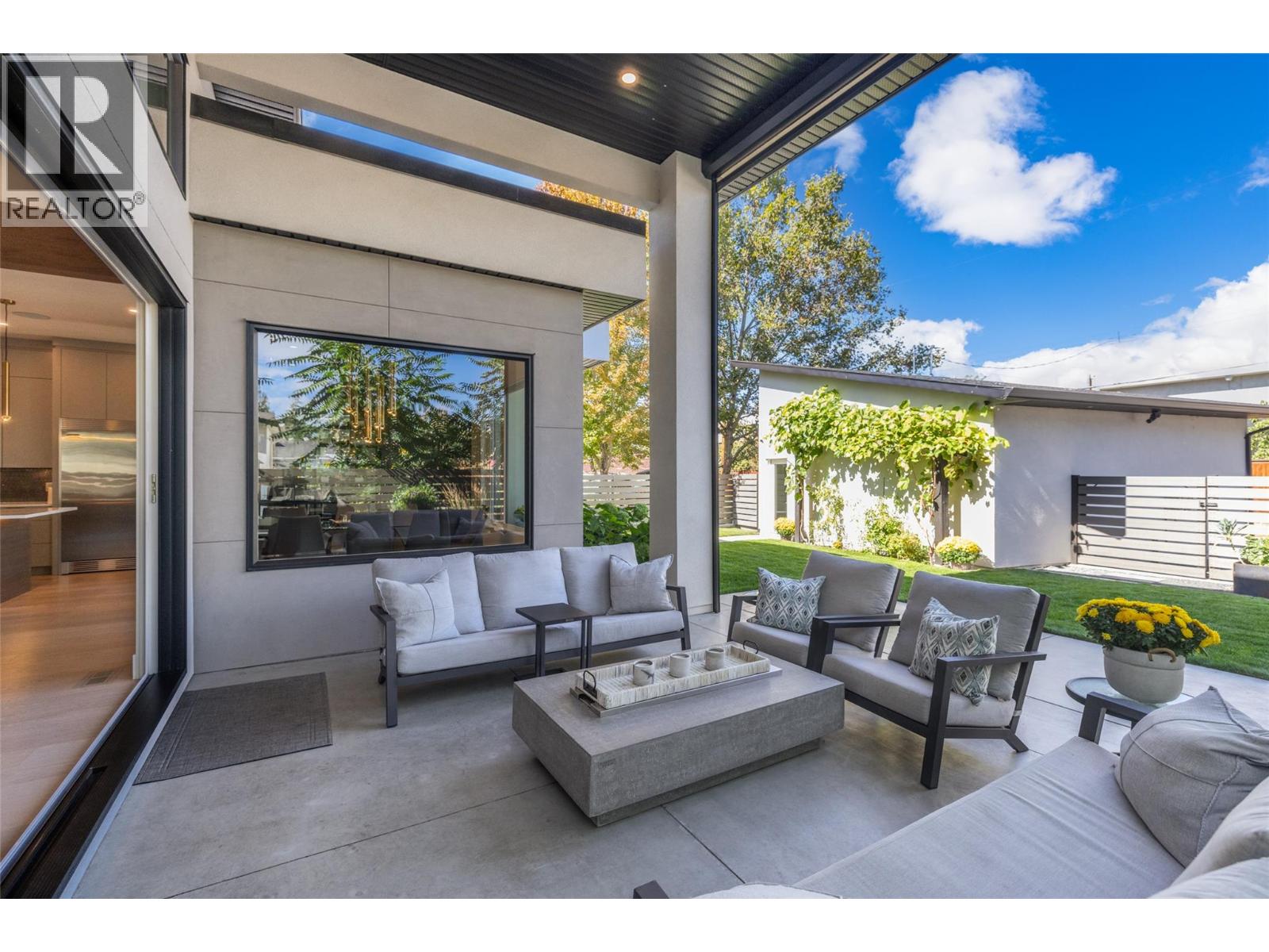  364 Christleton Avenue, Kelowna