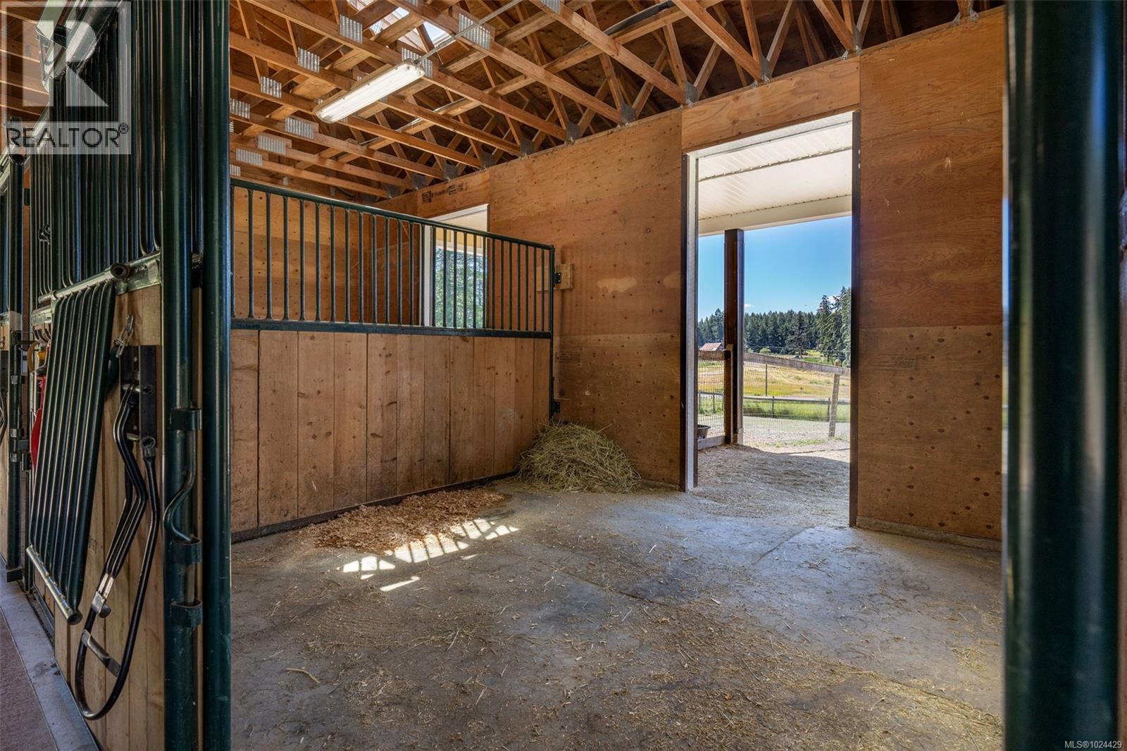 7000 Mays Rd, Duncan