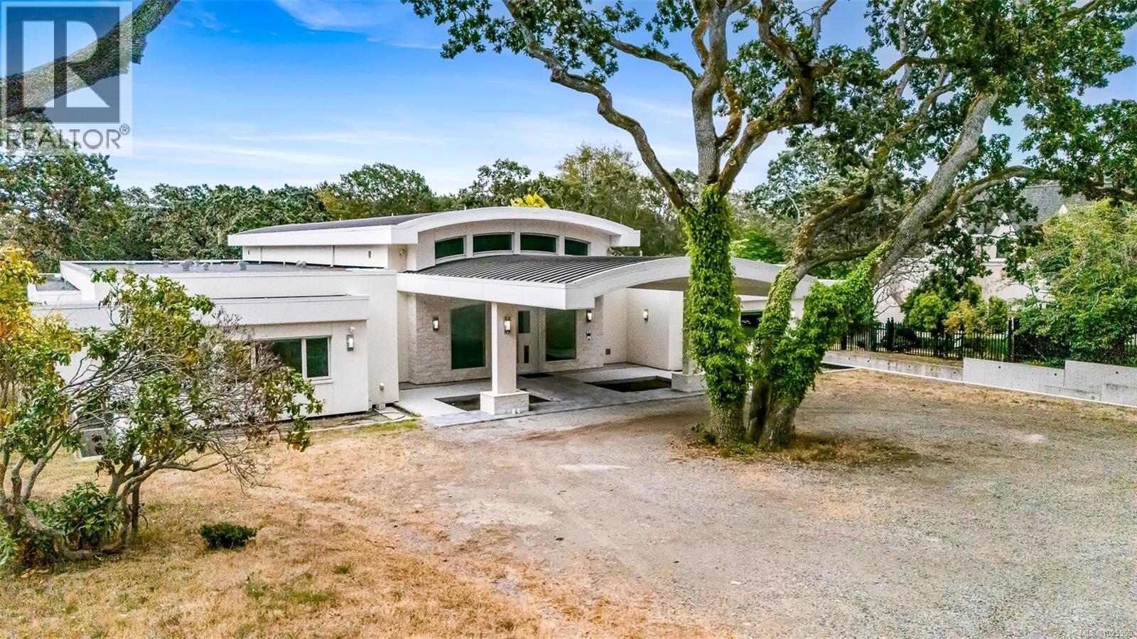 3355 Midland Rd, Oak Bay