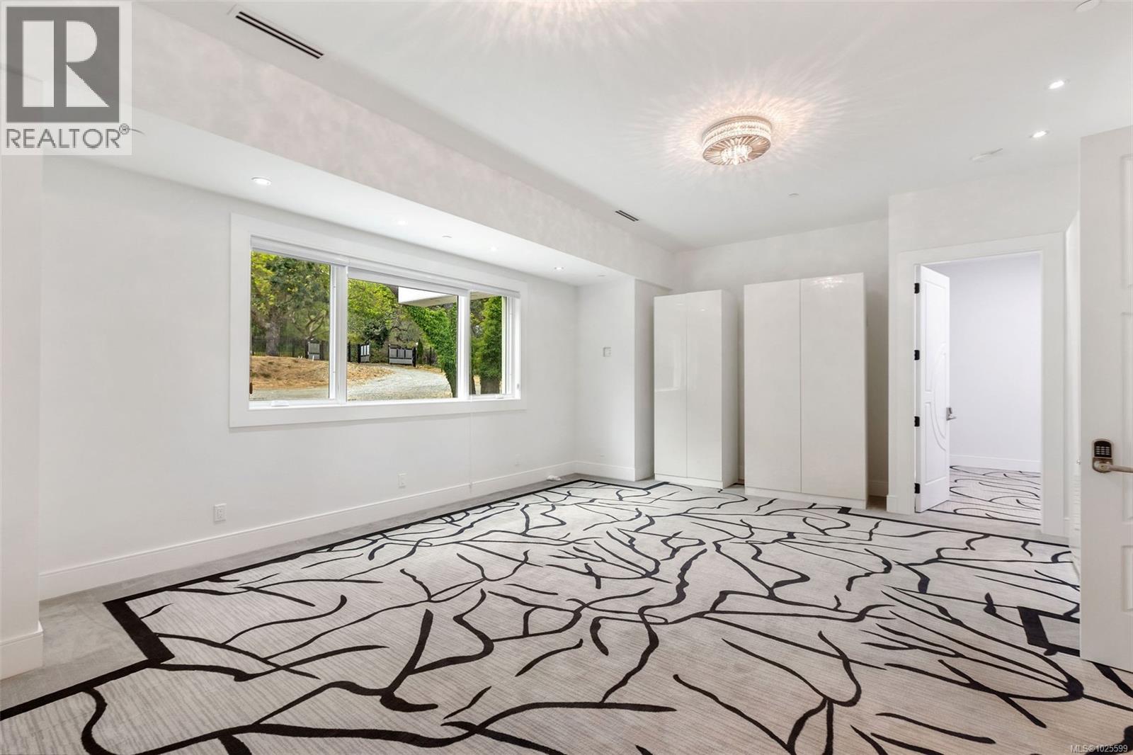 3355 Midland Rd, Oak Bay