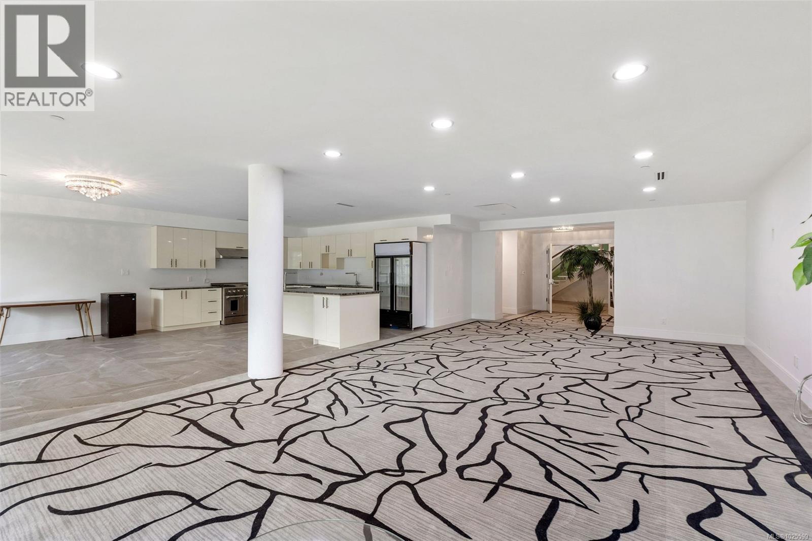 3355 Midland Rd, Oak Bay