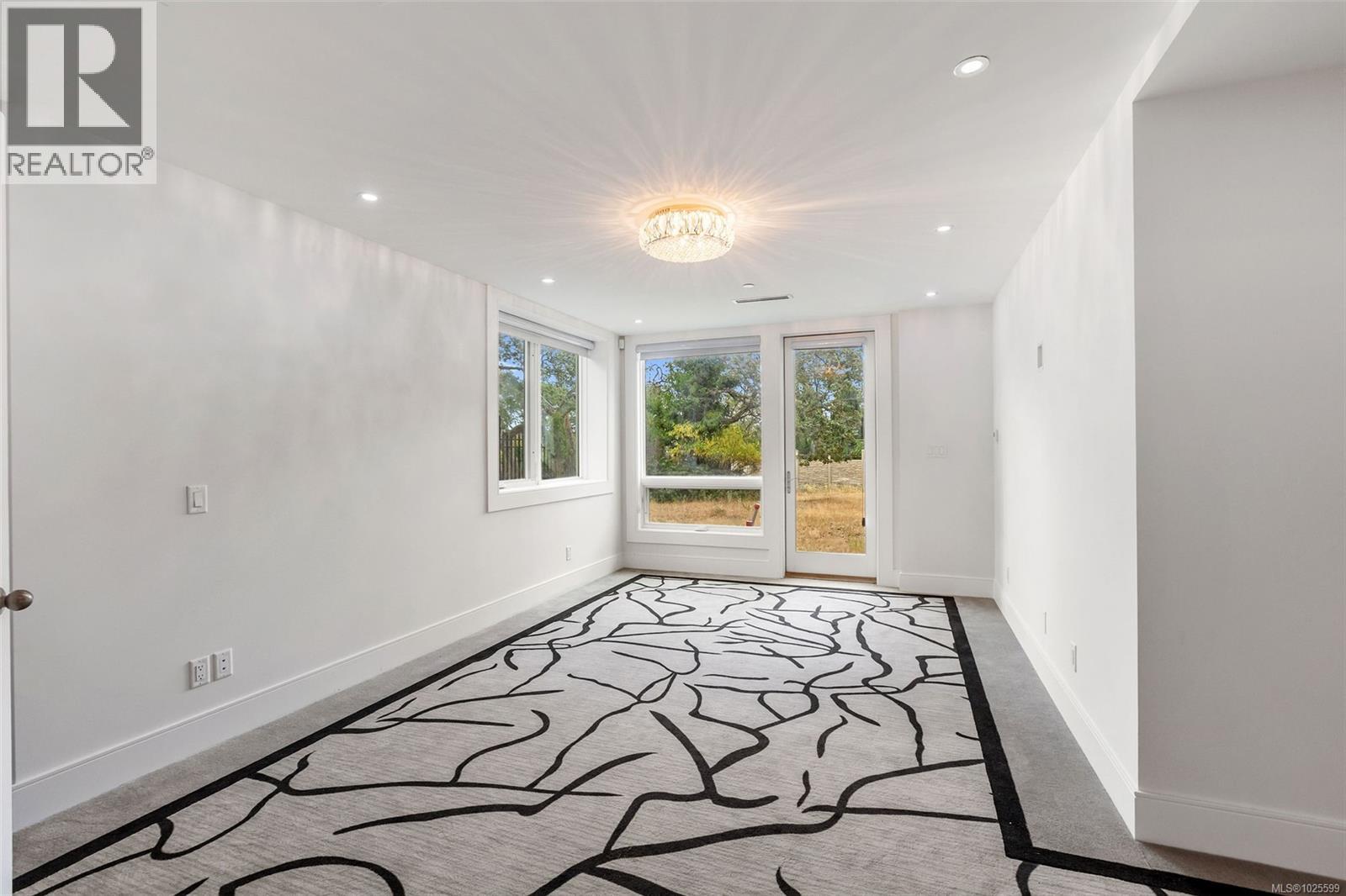 3355 Midland Rd, Oak Bay