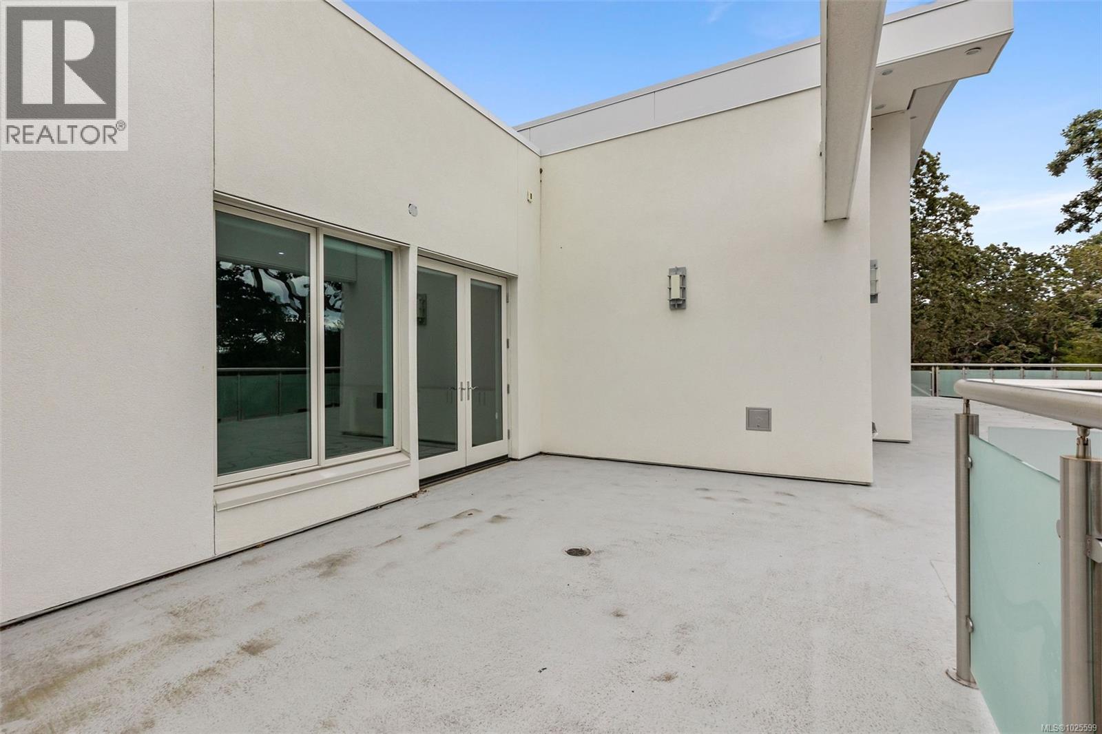 3355 Midland Rd, Oak Bay