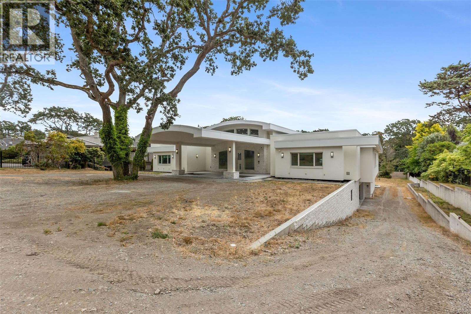 3355 Midland Rd, Oak Bay