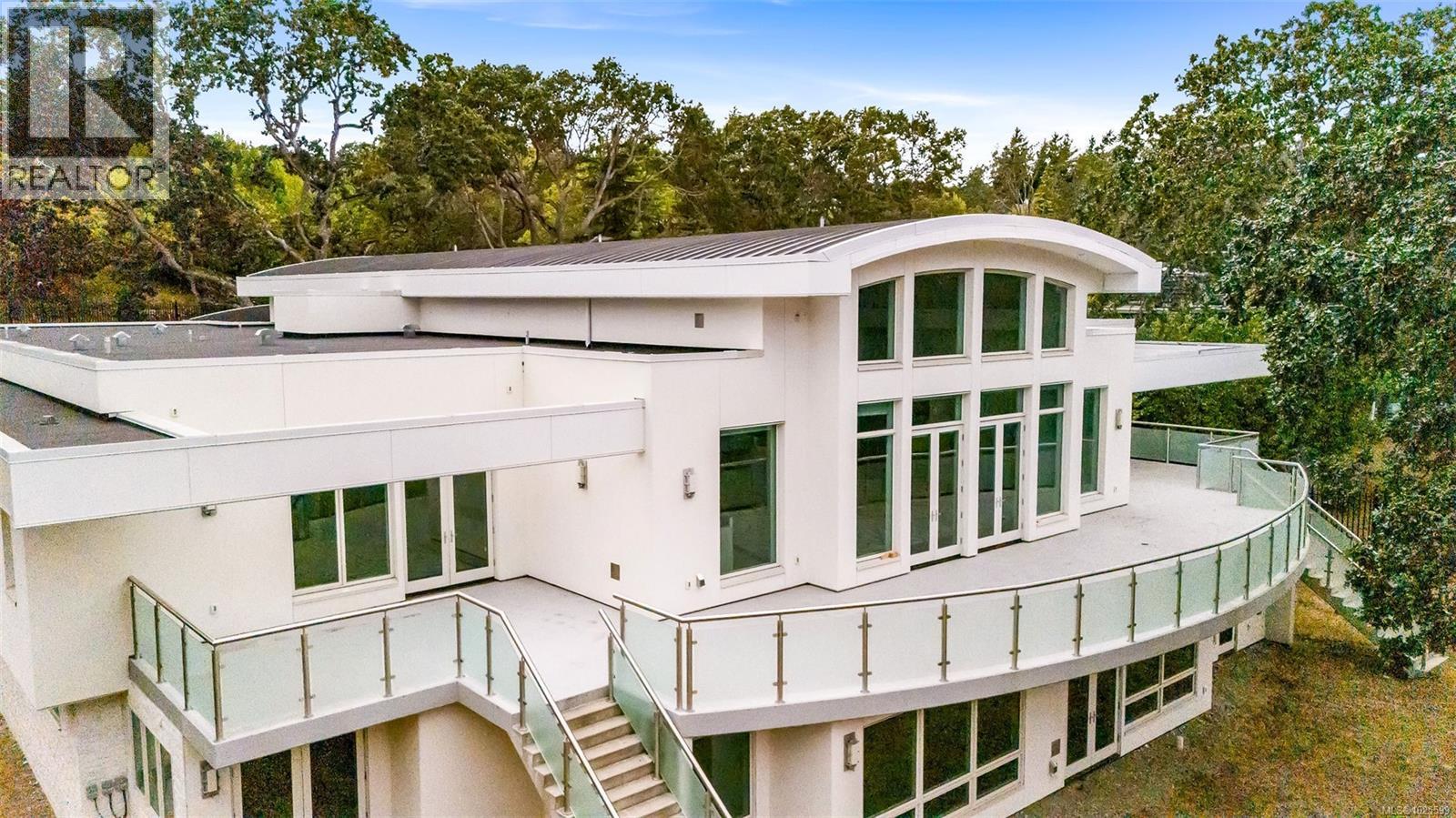 3355 Midland Rd, Oak Bay