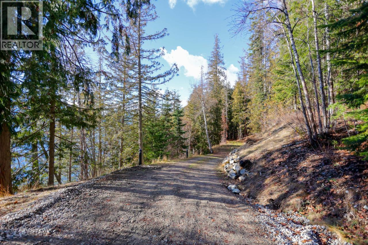 6802 MARIAN Lane, Nelson