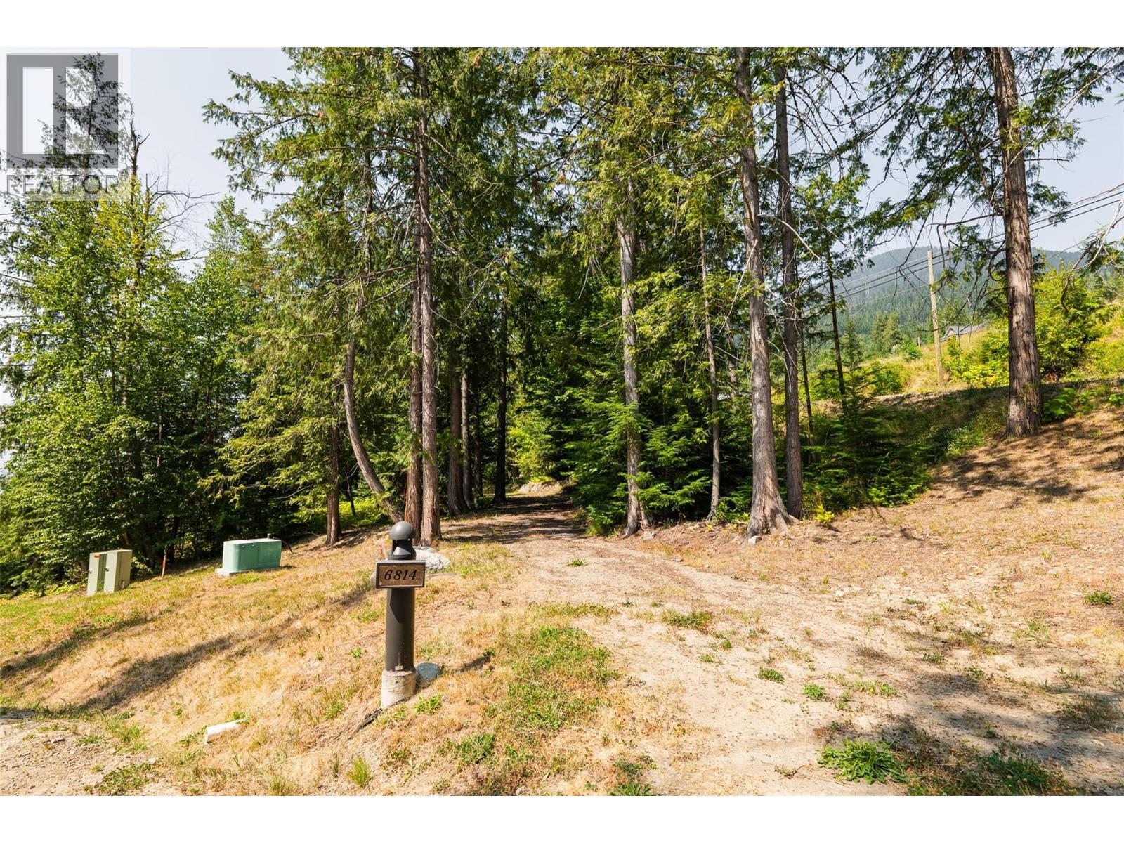 6814 MARIAN Lane, Nelson