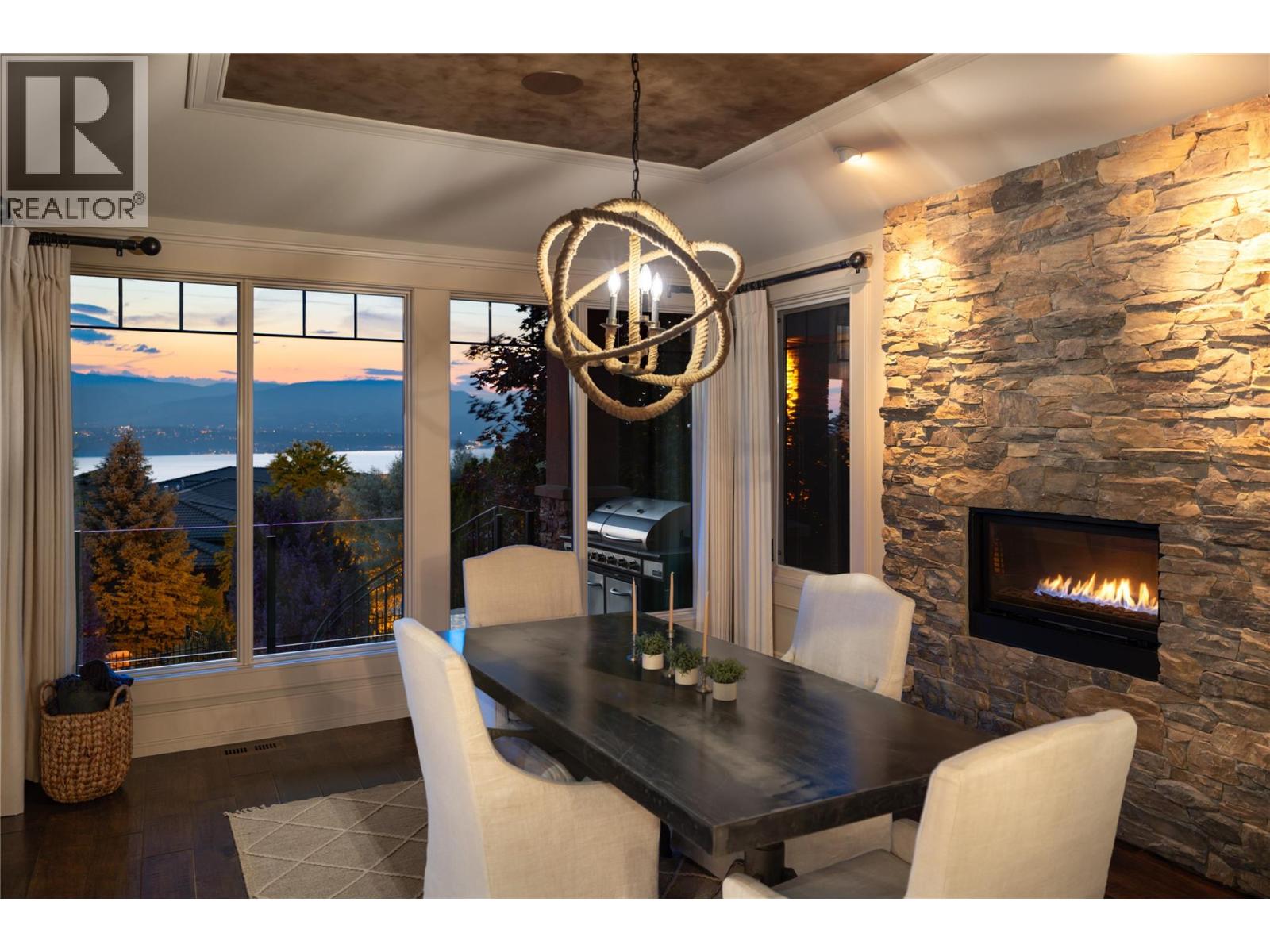 710 ARBOR VIEW Drive, Kelowna