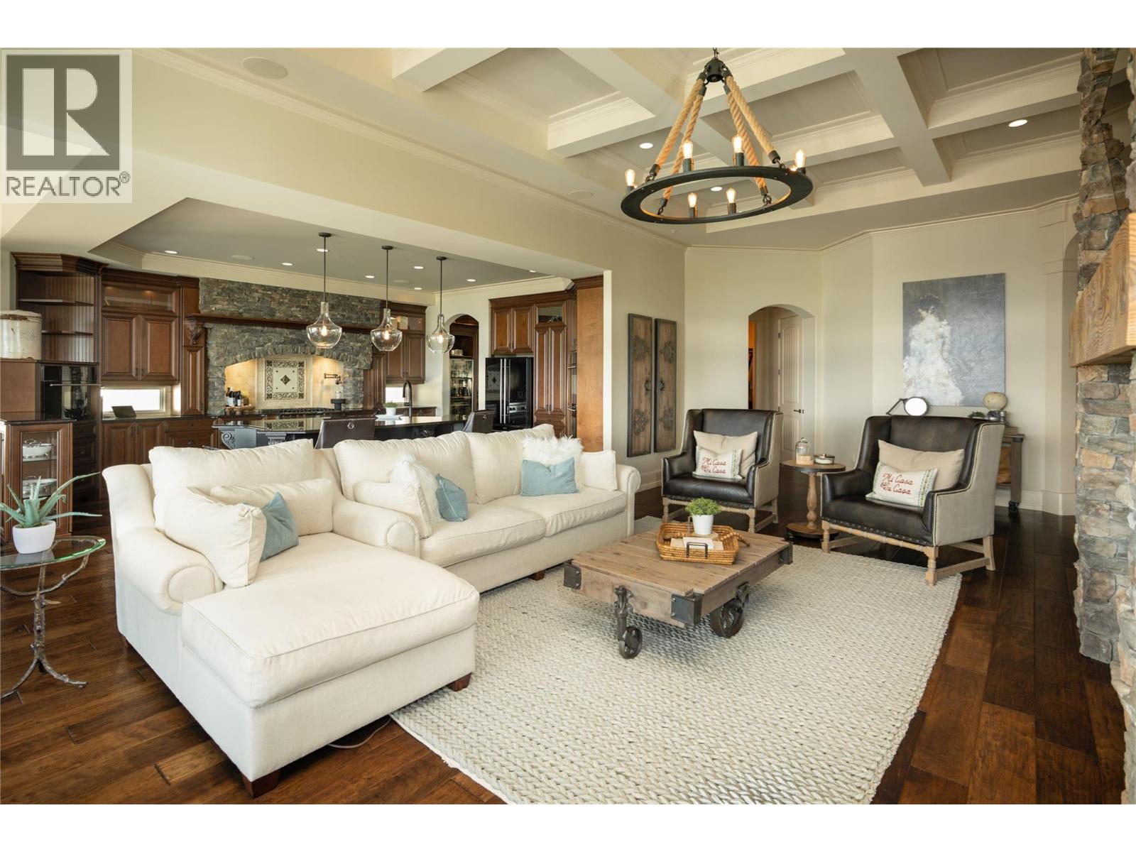 710 ARBOR VIEW Drive, Kelowna