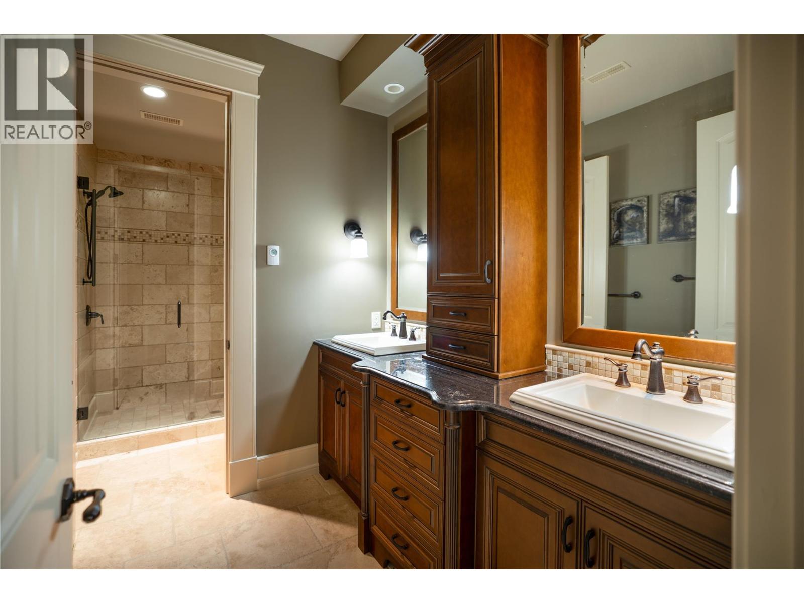 710 ARBOR VIEW Drive, Kelowna